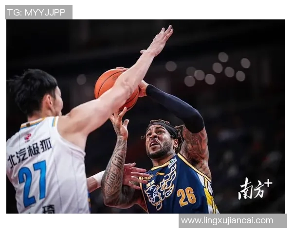 2012年CBA精彩对决广东队与北京队的巅峰对抗回顾